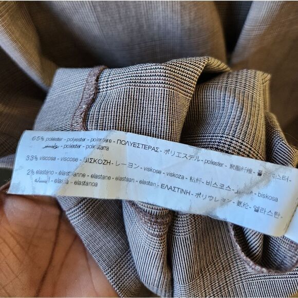 Zara   - Picture 4 of 12